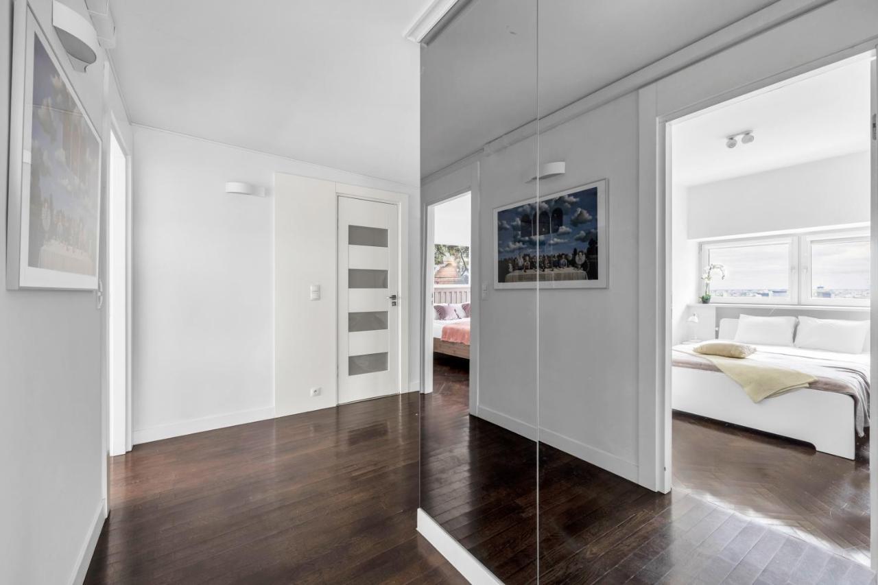 23Rd Floor 3Br Apt With Views Of Warschau Buitenkant foto