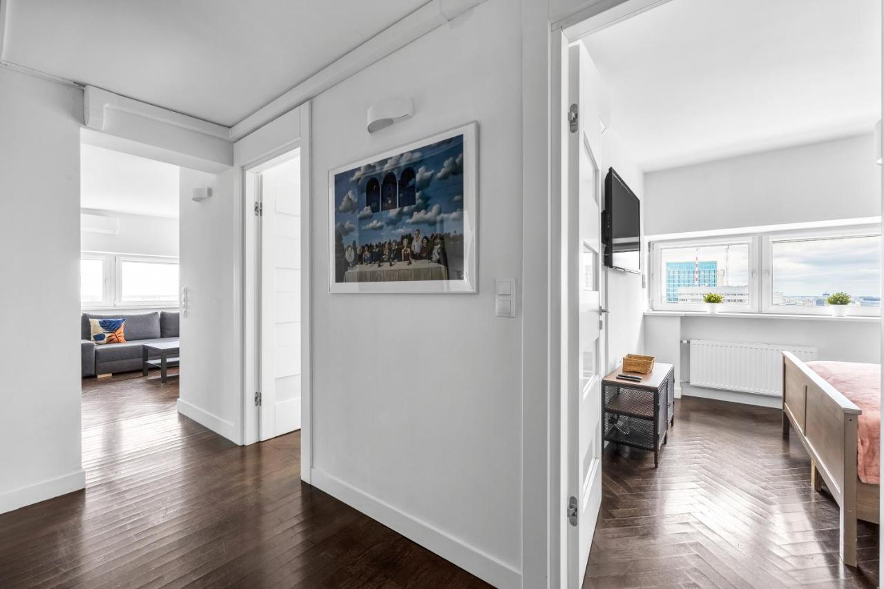 23Rd Floor 3Br Apt With Views Of Warschau Buitenkant foto